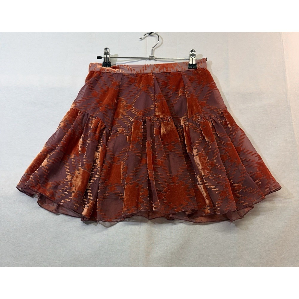 Urban Outfitters Skirt Womens‎ XSmall Orange Vera Burnout Velvet Flippy Mini
